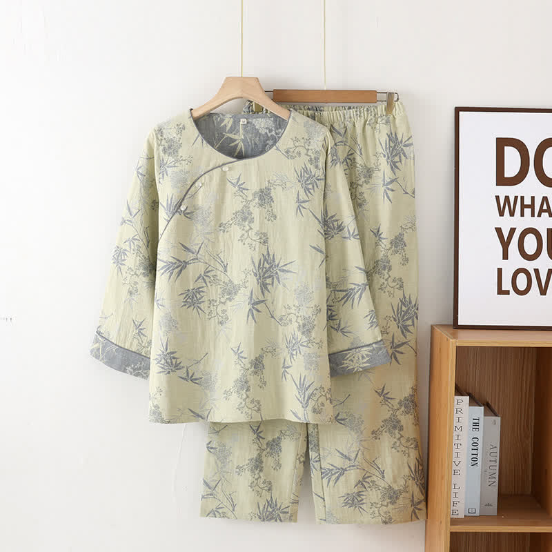 100% Cotton Women's Pajama Set with Round Neck and Bamboo Comfort