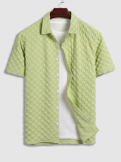 Men's Short Sleeve Casual Shirt with Seersucker Texture and Solid Color Plaid Design
