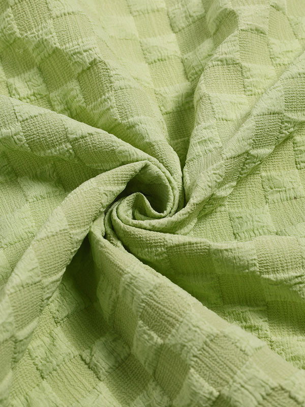 Men's Short Sleeve Casual Shirt with Seersucker Texture and Solid Color Plaid Design