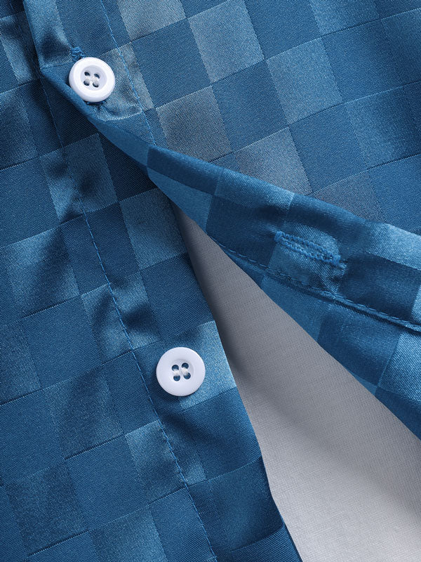 Men's Casual Short Sleeve Satin and Plaid Button-Down Shirt in Solid Color