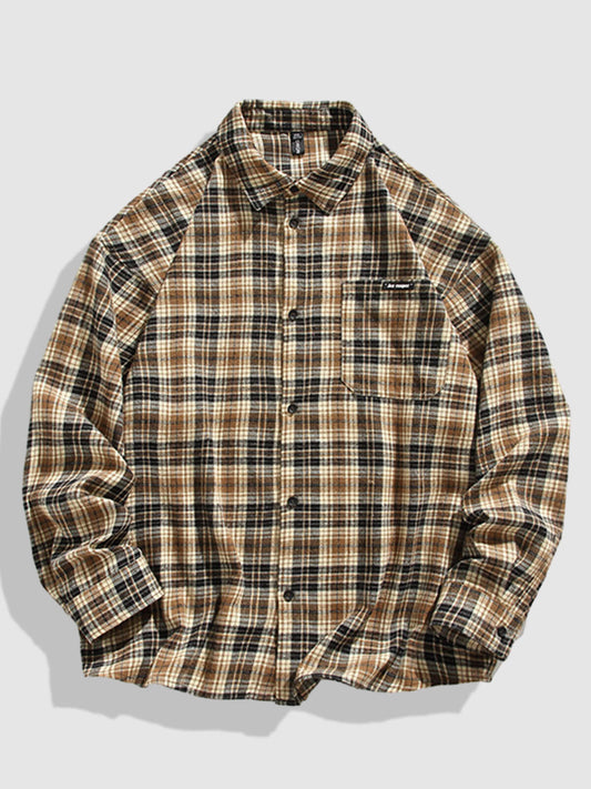 Men's Classic Casual Checkered Shirt with Pockets and Long Sleeves