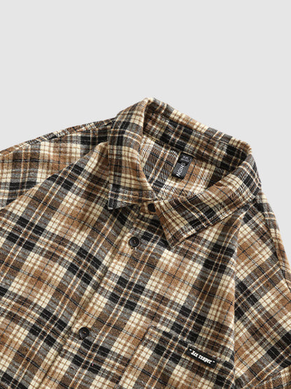 Men's Classic Casual Checkered Shirt with Pockets and Long Sleeves