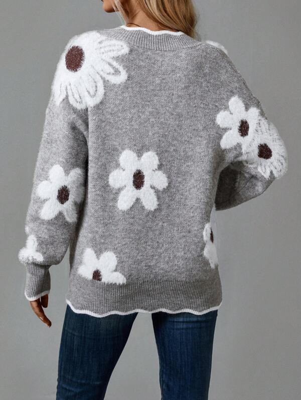 Avero | ELEGANT V-NECK FLORAL SWEATER