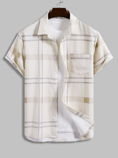 Men's short sleeve retro style shirt with checkered pattern and pocket