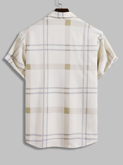 Men's short sleeve retro style shirt with checkered pattern and pocket