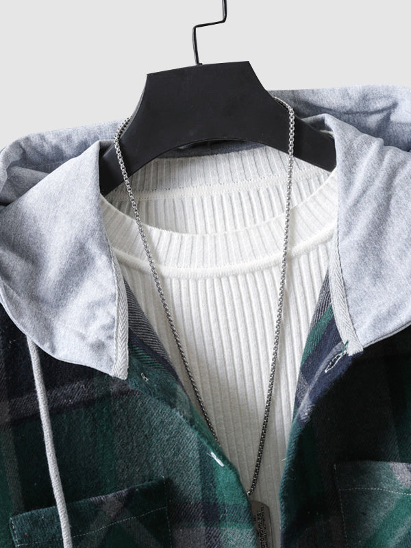 Men's quilted fleece vest with plaid pattern and hood with drawstring