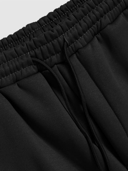 Casual men's plaid sweatshirt and fleece pants set