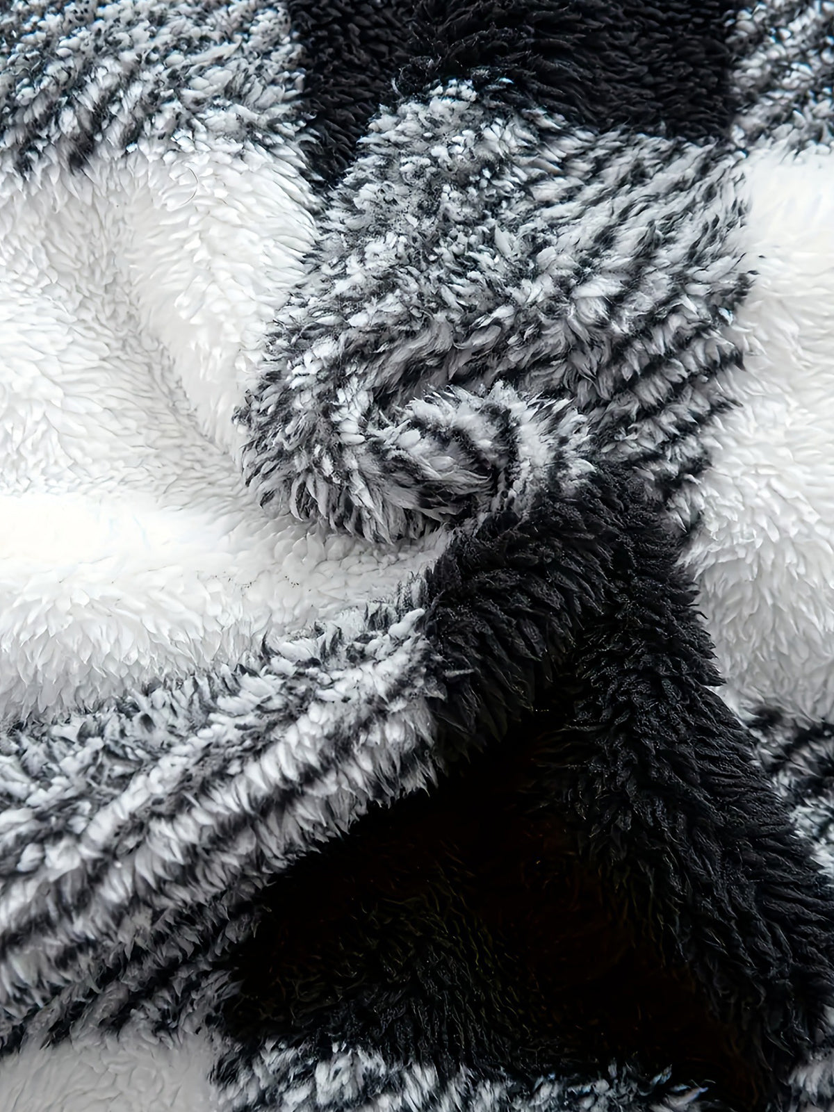 Classic Hooded Sweatshirt for Men with Plaid Pattern, Fleece, and Pockets