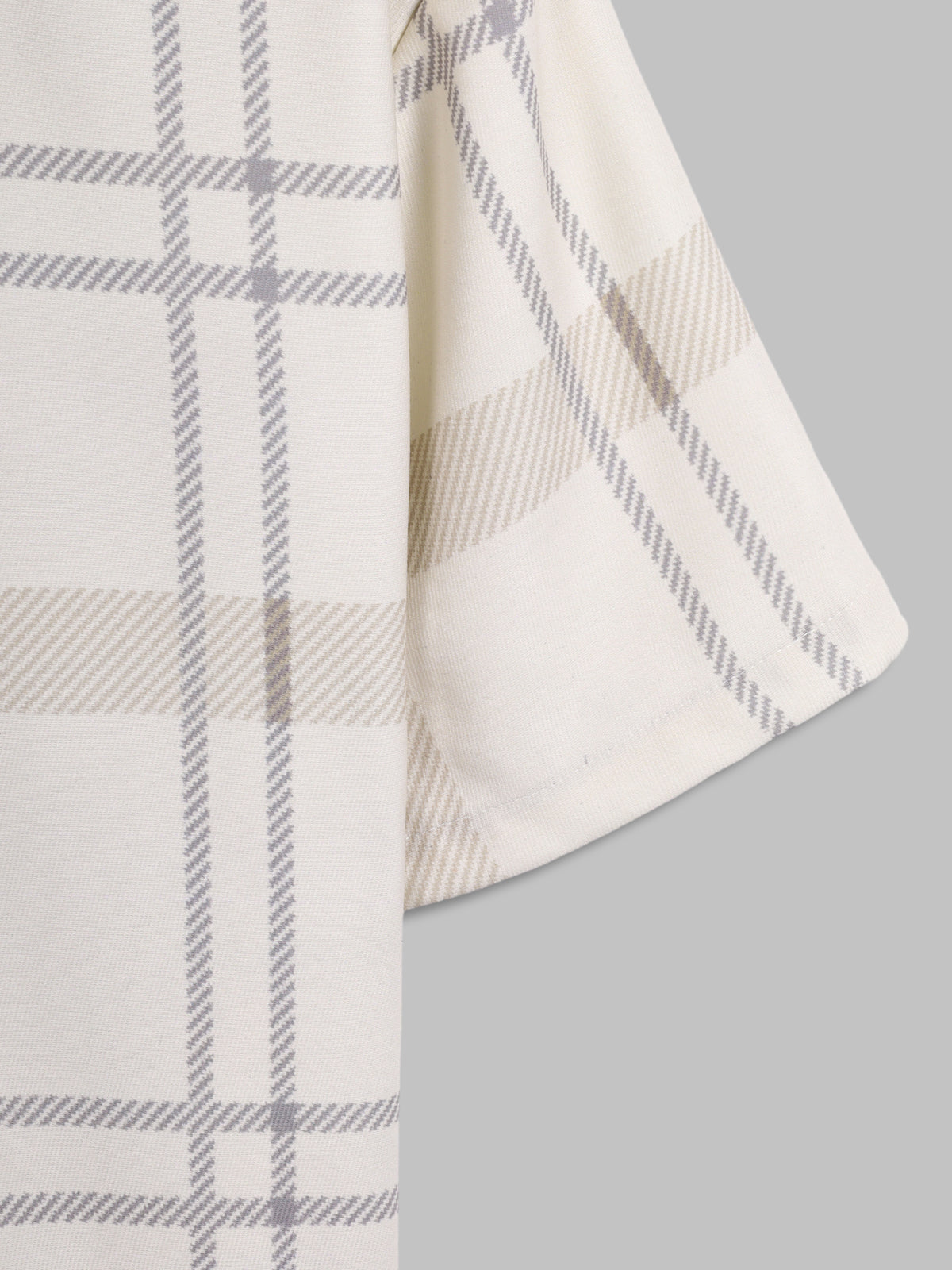 Men's short sleeve retro style shirt with checkered pattern and pocket