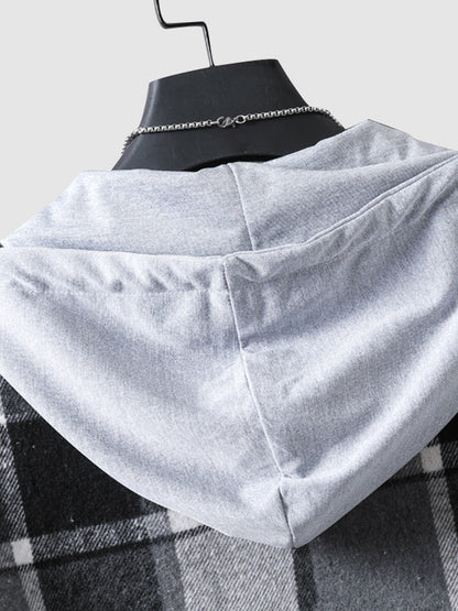 Men's quilted fleece vest with plaid pattern and hood with drawstring