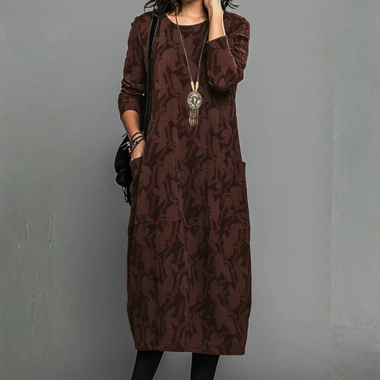 Avero | Warm Winter Dress with Elegant Cut