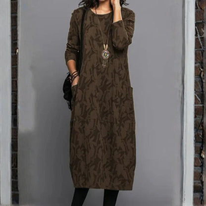 Avero | Warm Winter Dress with Elegant Cut