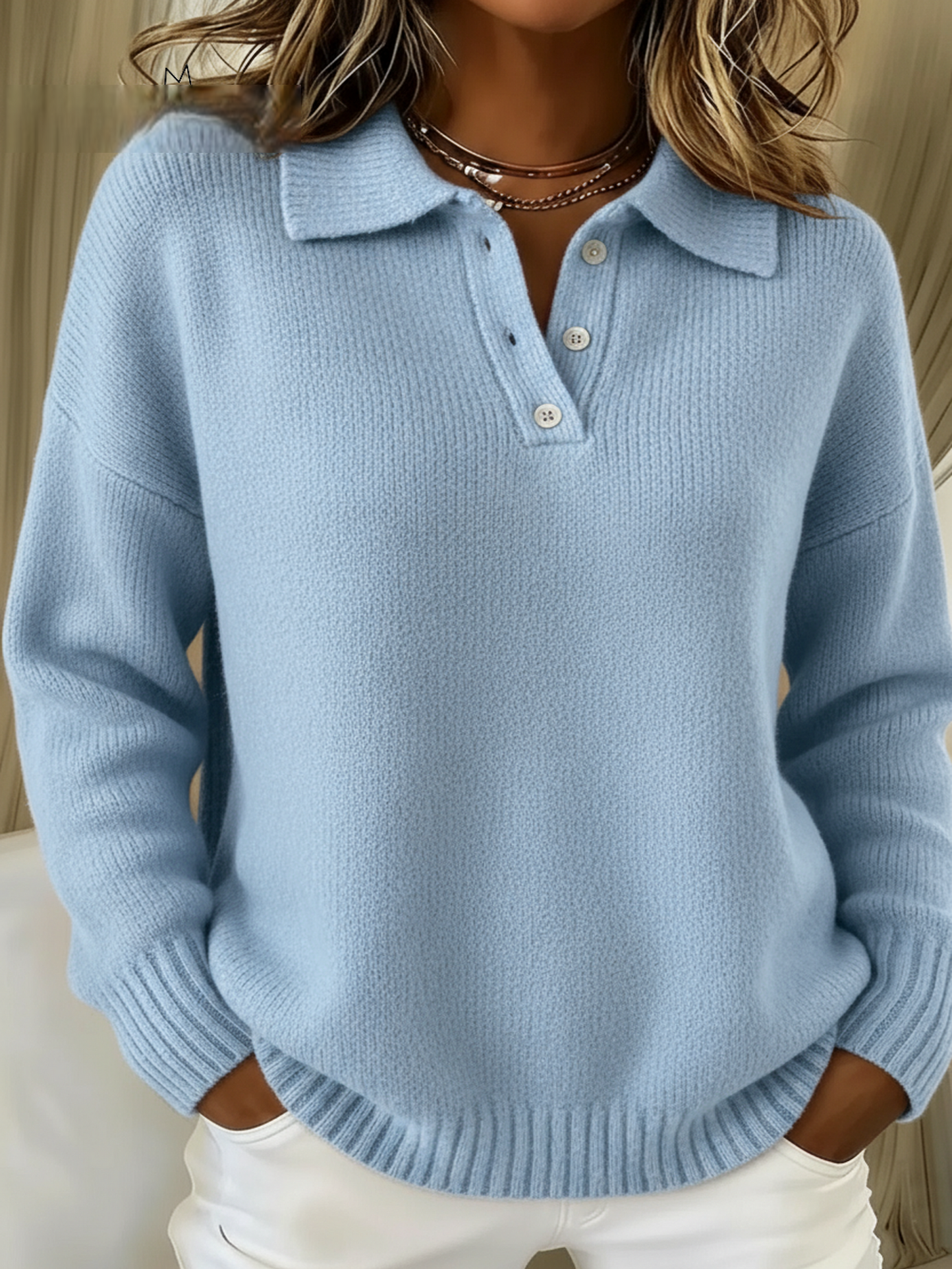 Women's Classic solid-colour turtleneck sweater with button closure
