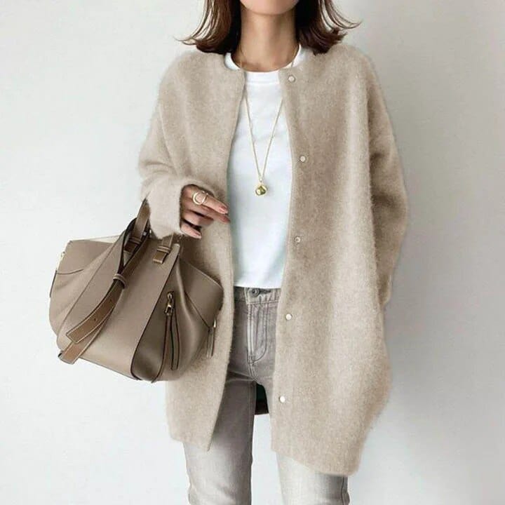 Chic Buttoned Knit Jacket